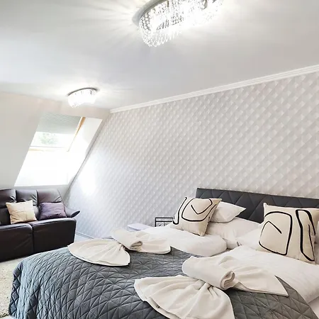 Sunshine Boutique Apartment Heviz